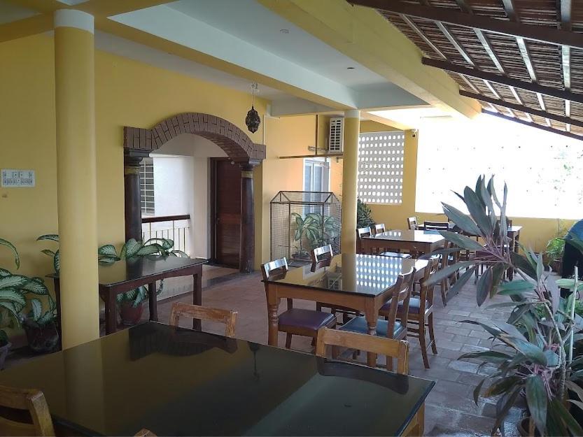 Ram Guest House Pondicherry Exteriör bild
